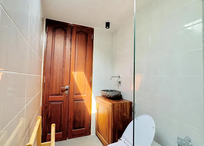 Hostal Bali Shanti *